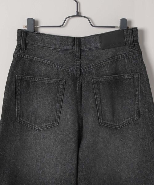 JEANASIS(ジーナシス)の「エンボスデニムハーフパンツ/499013(デニムパンツ・レディース・ブルー/ブラック・SMALL/MEDIUM)」の7枚目の写真