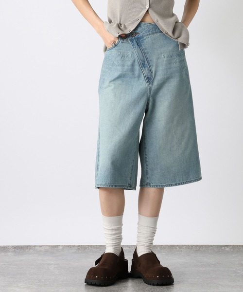 JEANASIS(ジーナシス)の「エンボスデニムハーフパンツ/499013(デニムパンツ・レディース・ブルー/ブラック・SMALL/MEDIUM)」の19枚目の写真