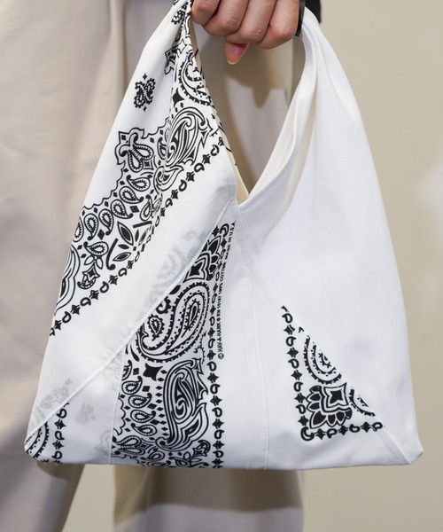 THRIFTY LOOK（スリフティールック）の「THRIFTY LOOK / スリフティールック HAV-A-HANK TRIANGLE SMALL TOTE ハバハンク キャンバス リメイク トライアングルトート（トートバッグ・メンズ・ホワイト/ブラック・FREE）」の18枚目の写真