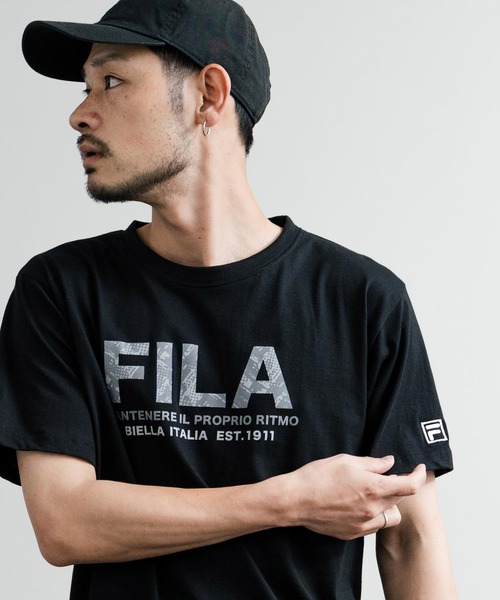 FILA(フィラ)の「FILA フィラ ワンポイントロゴ刺繍 BOX/サークル/アーチプリントクルーネック半袖Tシャツ(Tシャツ/カットソー・メンズ・カーキ/ブラック/ホワイト/ブラック系1/グレー系1/ネイビー系1/カーキ系1/ブルーグレー/グレイッシュベージュ/ホワイト系/ホワイト系1/ホワイト系2/グレー系2/杢グレー/ブラック系2/ネイビー系/ネイビー系2/ブラック系/カーキ系/ネイビー・M/L/LL)」の6枚目の写真