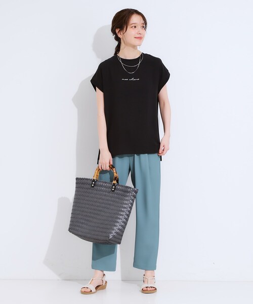 DRESKIP（ドレスキップ）の「【S-LL/ひんやり/洗濯後しわになりにくい】程よいシアー感 ロゴTシャツブラウス（シャツ/ブラウス・レディース・ブラック/オフホワイト/ライトオレンジ系/グリーン系・04/03/02/01）」の11枚目の写真
