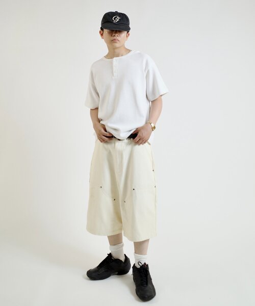 Sourcream（サワークリーム）の「【Sourcream/サワークリーム】ワッフルヘンリーネックTEE / 2サイズ（Tシャツ/カットソー・レディース・ホワイト/グレー/チャコールグレー/ブラック・LARGE/MEDIUM）」の5枚目の写真