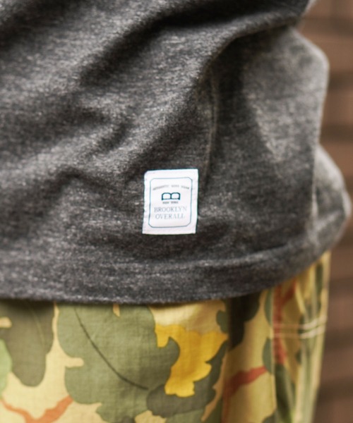 BROOKLYN OVERALL(ブルックリンオーバーオール)の「BOAプリントTシャツ(Tシャツ/カットソー・メンズ・オートミール/チャコールグレー・MEDIUM/LARGE/SMALL)」の17枚目の写真