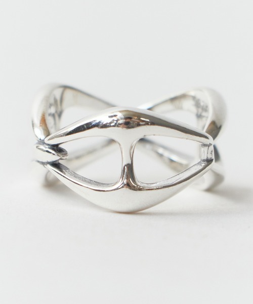 blatto（ブラット）の「blatto/ブラット 925シルバー デザイン リング（リング・メンズ・シルバー系その他5/シルバー系その他3/シルバー×ゴールド/シルバー系1/シルバー系/シルバー系その他/ゴールド系1/シルバー系2/シルバー系その他6/シルバー系その他4/シルバー系その他2/ゴールド系2/シルバー系5/シルバー系3/ゴールド系/シルバー系9/シルバー系8/シルバー系7/シルバー系6/シルバー系4・FREE）」の15枚目の写真