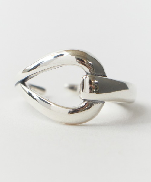 blatto（ブラット）の「blatto/ブラット 925シルバー デザイン リング（リング・メンズ・シルバー系その他5/シルバー系その他3/シルバー×ゴールド/シルバー系1/シルバー系/シルバー系その他/ゴールド系1/シルバー系2/シルバー系その他6/シルバー系その他4/シルバー系その他2/ゴールド系2/シルバー系5/シルバー系3/ゴールド系/シルバー系9/シルバー系8/シルバー系7/シルバー系6/シルバー系4・FREE）」の17枚目の写真
