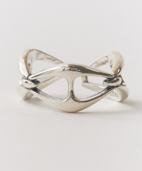 blatto（ブラット）の「blatto/ブラット 925シルバー デザイン リング（リング・メンズ・シルバー系その他5/シルバー系その他3/シルバー×ゴールド/シルバー系1/シルバー系/シルバー系その他/ゴールド系1/シルバー系2/シルバー系その他6/シルバー系その他4/シルバー系その他2/ゴールド系2/シルバー系5/シルバー系3/ゴールド系/シルバー系9/シルバー系8/シルバー系7/シルバー系6/シルバー系4・FREE）」の2枚目の写真