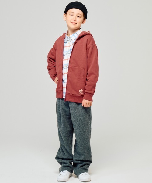 KRIFF MAYER Kid's Collection(クリフメイヤーキッズコレクション)の「【裏毛】ロゴ刺繍パーカー(パーカー・キッズ・ブルー/ブラック/グレー/レンガ・150/140/130/120/170/160)」の6枚目の写真