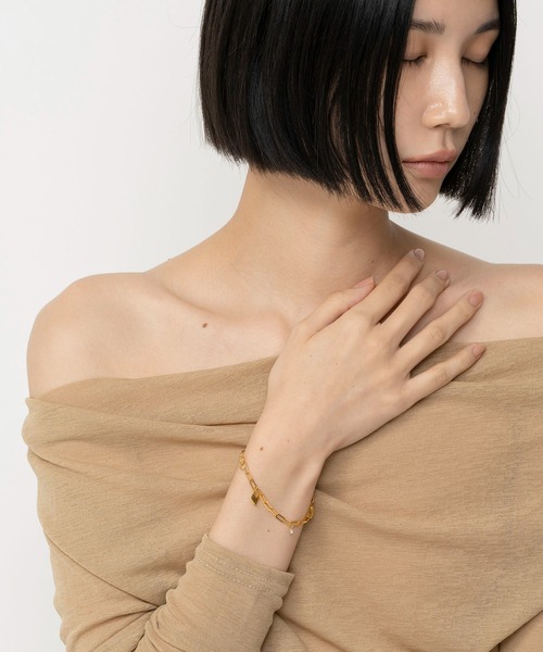 LAPUIS(ラピュイ)の「LAPUIS(ラピュイ) Amuse Heart bracelet A(ブレスレット・レディース・ホワイト/ブラック・FREE)」の12枚目の写真
