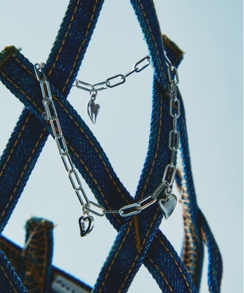 LAPUIS(ラピュイ)の「LAPUIS(ラピュイ) Amuse Heart bracelet A(ブレスレット・レディース・ホワイト/ブラック・FREE)」の15枚目の写真