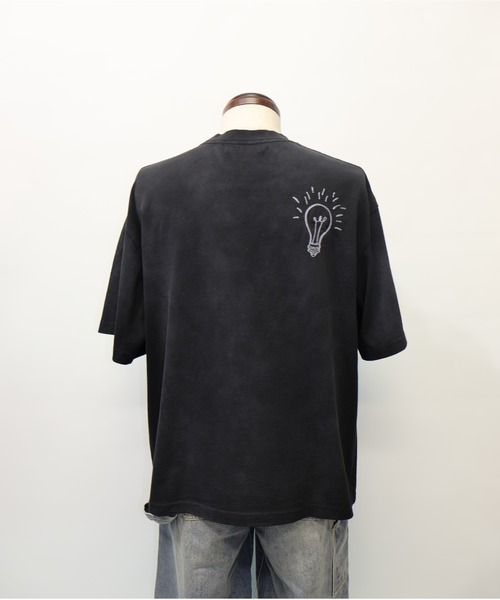 many men many mind（メニーメンメニーマインド）の「many men many mind/スプレー染めカジノ柄プリントTEE（Tシャツ/カットソー・メンズ・ブラック系2/ブラック系1/ブラック/アイボリー/ホワイト系2/ホワイト系1・LARGE/X-LARGE/MEDIUM）」の13枚目の写真