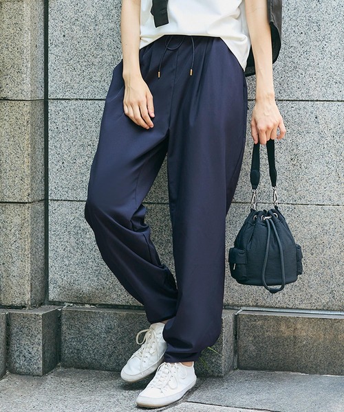 coca(coca)(コカ)の「【WEB限定セール】UVカットアクティブジョガーパンツ(その他パンツ・レディース・ネイビー/ブラック・L/S/M)」の1枚目の写真