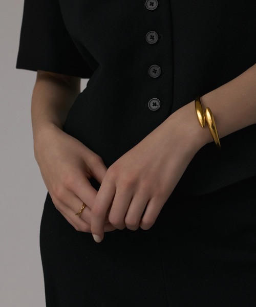 CENE（セネ）の「【CENE】セネ/フレックスバングル（ブレスレット・レディース・シルバー/ゴールド・FREE）」の3枚目の写真