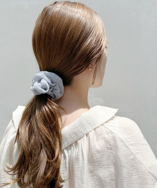 Phoebe（フィービィー）の「メタルグリッターシュシュ（シュシュ・レディース・ライトグレー/グレー/ブラック・FREE）」の5枚目の写真