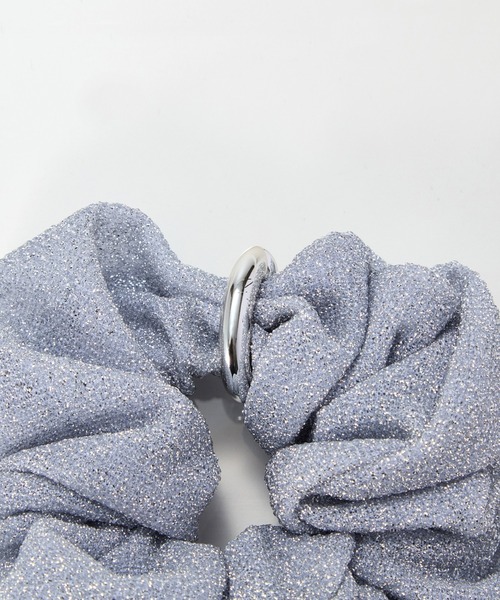 Phoebe（フィービィー）の「メタルグリッターシュシュ（シュシュ・レディース・ライトグレー/グレー/ブラック・FREE）」の7枚目の写真