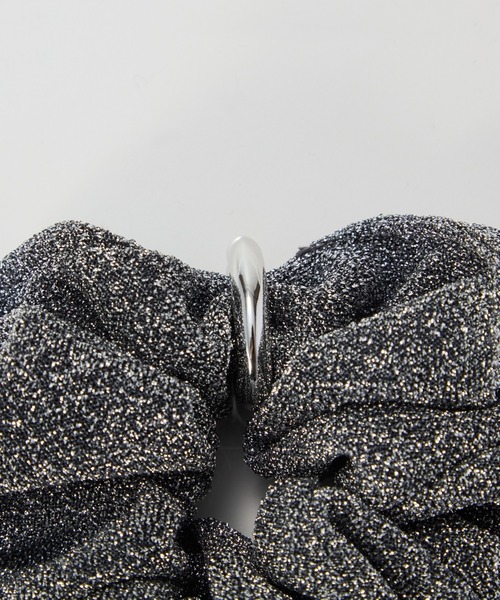 Phoebe（フィービィー）の「メタルグリッターシュシュ（シュシュ・レディース・ライトグレー/グレー/ブラック・FREE）」の10枚目の写真