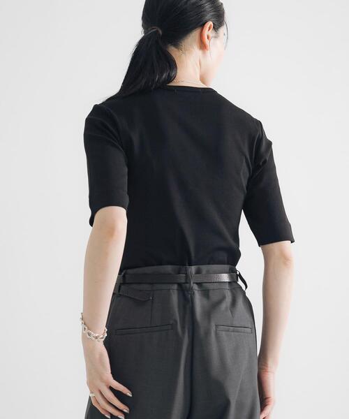 URBAN RESEARCH(アーバンリサーチ)の「汗ジミ防止ハーフスリーブカットソー(Tシャツ/カットソー・レディース・ブラック/オフホワイト/レッド系その他/グリーン系その他・FREE)」の12枚目の写真