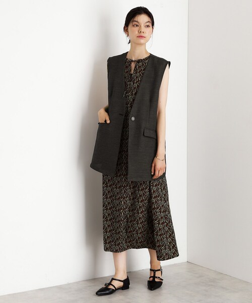 THE SHOP TK （ザ ショップ ティーケー ）の「【スッキリ決まる】パナマメッシュジレ/洗える/セットアップ可（ベスト・レディース・ベージュ/スミクロ・13/12）」の7枚目の写真