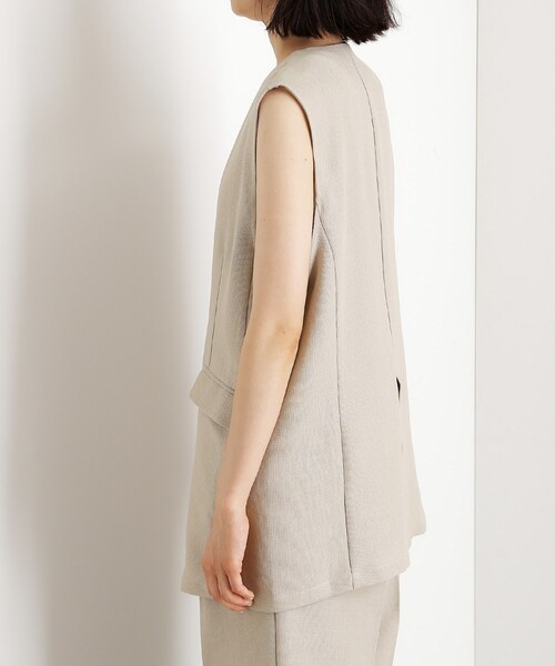 THE SHOP TK （ザ ショップ ティーケー ）の「【スッキリ決まる】パナマメッシュジレ/洗える/セットアップ可（ベスト・レディース・ベージュ/スミクロ・13/12）」の9枚目の写真