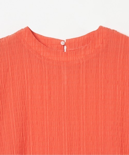 HELIOPOLE(エリオポール)の「SHEERSUCKER TEE BLOUSE(Tシャツ/カットソー・レディース・オレンジ/イエロー/ネイビー・38)」の6枚目の写真