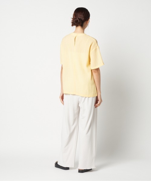 HELIOPOLE(エリオポール)の「SHEERSUCKER TEE BLOUSE(Tシャツ/カットソー・レディース・オレンジ/イエロー/ネイビー・38)」の14枚目の写真