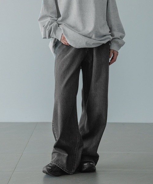 LOWRYS FARM（ローリーズファーム）の「【LFM(U)】デニムバギーパンツ　 571357（デニムパンツ・メンズ・ブラック/ブルー・MEDIUM/LARGE）」の16枚目の写真