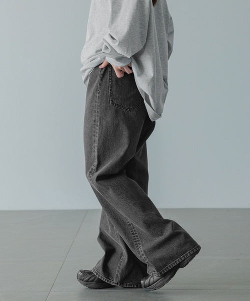 LOWRYS FARM（ローリーズファーム）の「【LFM(U)】デニムバギーパンツ　 571357（デニムパンツ・メンズ・ブラック/ブルー・MEDIUM/LARGE）」の17枚目の写真