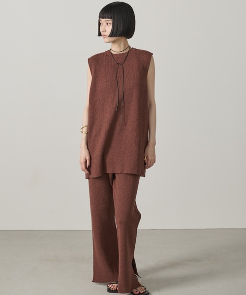 AIC.(エーアイシー)の「ミニループバックオープンニットトップス/セットアップ可能(その他トップス・レディース・ブラウン/アイボリー/ブラック・FREE)」の18枚目の写真