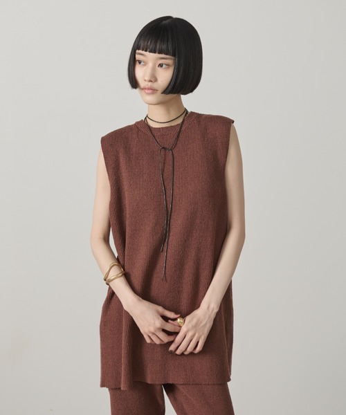 AIC.(エーアイシー)の「ミニループバックオープンニットトップス/セットアップ可能(その他トップス・レディース・ブラウン/アイボリー/ブラック・FREE)」の6枚目の写真