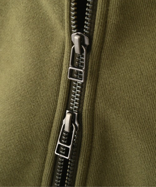 AVIREX(アヴィレックス)の「《SOUVENIR COLLECTION》SATIN SKA COMBI PARKA(パーカー・レディース・オリーブ/グレー/ブラック・M/S)」の5枚目の写真
