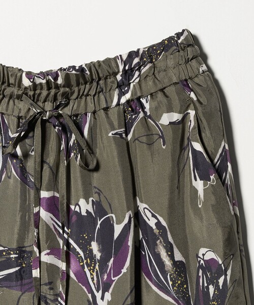 SACRA（サクラ）の「＜SACRA＞FLORA プリント イージーパンツ（その他パンツ・レディース・オリーブ/ベージュ・36/38）」の11枚目の写真