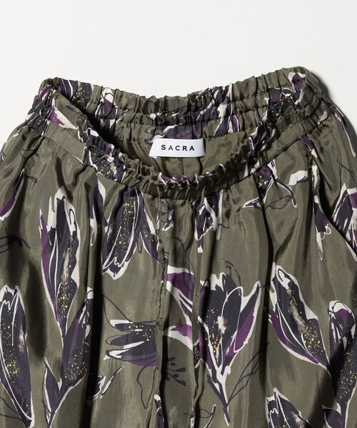 SACRA（サクラ）の「＜SACRA＞FLORA プリント イージーパンツ（その他パンツ・レディース・オリーブ/ベージュ・36/38）」の12枚目の写真