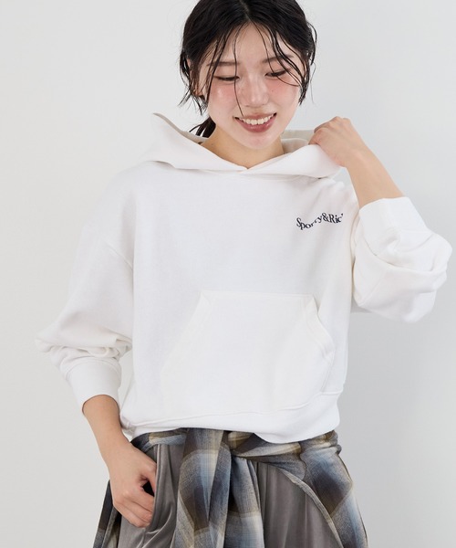 SPORTY&RICH(スポーティアンドリッチ)の「【SPORTY & RICH】クロップドフーディ-Soft Cropped Hoodie(パーカー・レディース・ホワイト・S)」の19枚目の写真