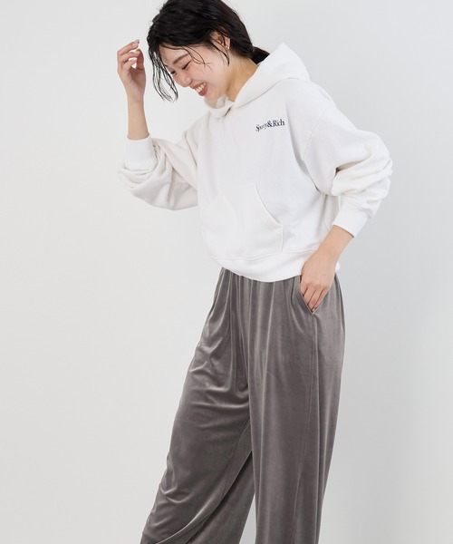 SPORTY&RICH(スポーティアンドリッチ)の「【SPORTY & RICH】クロップドフーディ-Soft Cropped Hoodie(パーカー・レディース・ホワイト・S)」の8枚目の写真