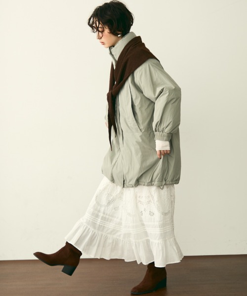 Trish（トリッシュ）の「蓄熱中綿ボリュームコート（ダウンジャケット/コート・レディース・ブラック/カーキ/アイボリー・MEDIUM）」の16枚目の写真