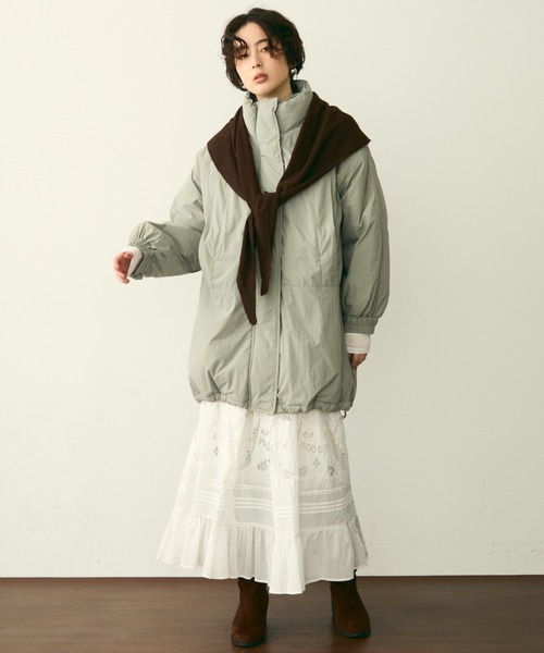 Trish（トリッシュ）の「蓄熱中綿ボリュームコート（ダウンジャケット/コート・レディース・ブラック/カーキ/アイボリー・MEDIUM）」の15枚目の写真