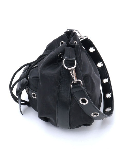 axes femme POETIQUE（アクシーズファムポエティック）の「キンチャクショルダーバッグ（ショルダーバッグ・レディース・ブラック/グレー・FREE）」の6枚目の写真