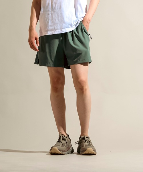 BIRDWELL ショートパンツ カーキ　カリフォルニア購入　新品　サーフィン BIRDWELL ショートパンツ カーキ カリフォルニア購入 新品 サーフィン