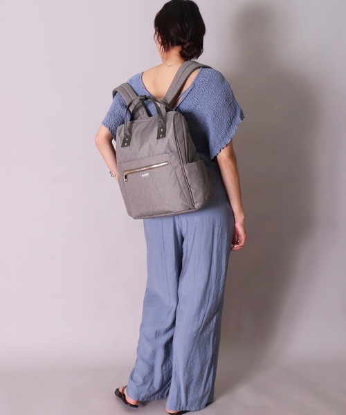 anello(アネロ)の「(LF)【anello】10ポケット/16L 多収納 リュック(バックパック/リュック・レディース・ネイビー/ライトグレー/ブラック・ONE SIZE)」の6枚目の写真