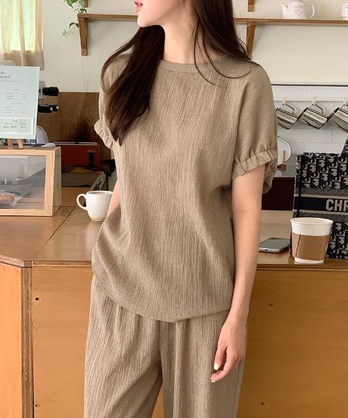 COCOMOMO(ココモモ)の「楊柳セットアップ ワイドパンツ 半袖トップス 袖ギャザー 夏 セットアップ(セットアップ・レディース・ブラウン/ブラック・FREE)」の5枚目の写真