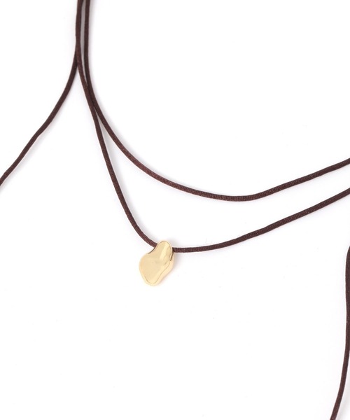 LEPSIM（レプシィム）の「プチモチーフコードチョーカー　587100（ネックレス・レディース・ゴールド/シルバー・ONE SIZE）」の3枚目の写真