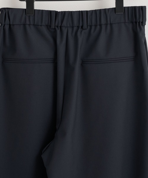 ATON（エイトン）の「【ATON】WOOL TROPICAL LOOSE FIT PANTS／毎日使える定番ウールパンツ（スラックス・メンズ・ブラック/ネイビー/グレー・2/4/6）」の7枚目の写真