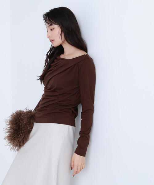 NATURAL BEAUTY BASIC（ナチュラルビューティーベーシック）の「◇ドレープネックカットソー（Tシャツ/カットソー・レディース・チャコールグレー/ダークブラウン/オフホワイト・FREE）」の20枚目の写真