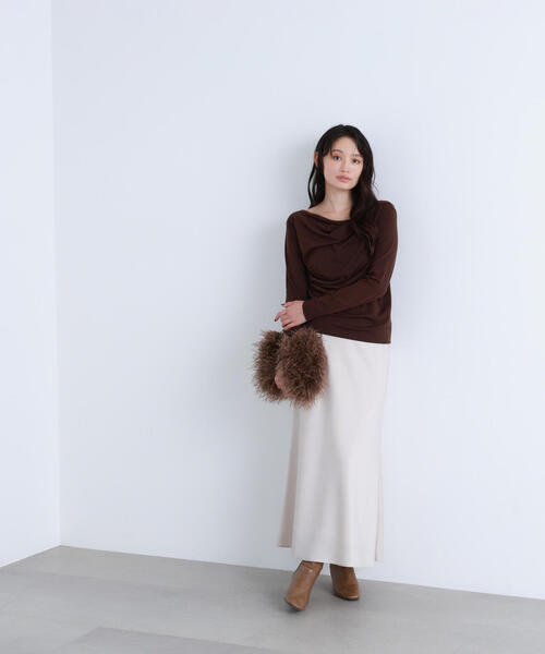 NATURAL BEAUTY BASIC（ナチュラルビューティーベーシック）の「◇ドレープネックカットソー（Tシャツ/カットソー・レディース・チャコールグレー/ダークブラウン/オフホワイト・FREE）」の21枚目の写真