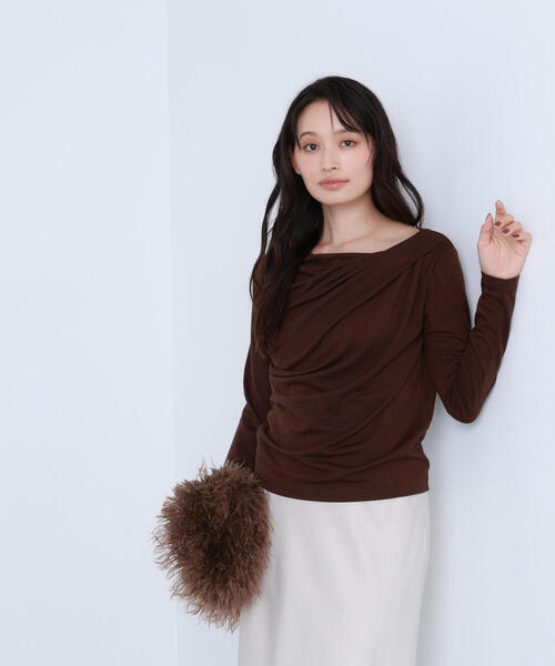 NATURAL BEAUTY BASIC（ナチュラルビューティーベーシック）の「◇ドレープネックカットソー（Tシャツ/カットソー・レディース・チャコールグレー/ダークブラウン/オフホワイト・FREE）」の22枚目の写真