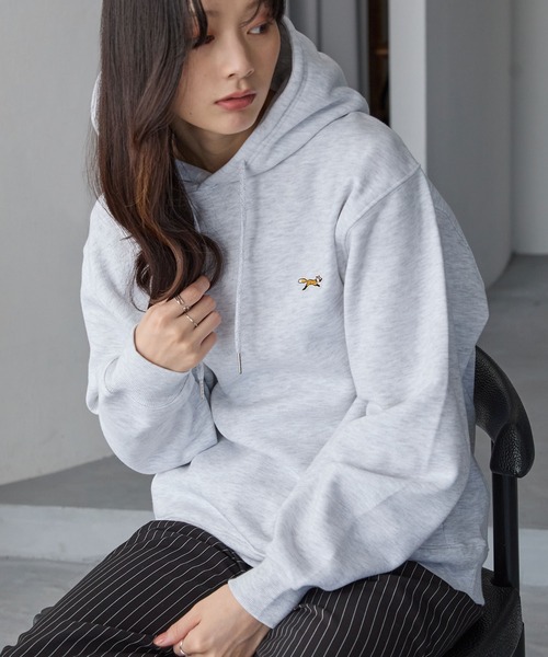 PENNEYS（ぺニーズ）の「PENNEYS/ペニーズ 別注 THE FOX ロゴ ワンポイント刺繍 オーバーサイズシームポケットプルオーバーパーカー（パーカー・レディース・ナチュラル/ライトグレー/ワイン/ブラウン系/ブラック/ネイビー・S/L/M）」の8枚目の写真