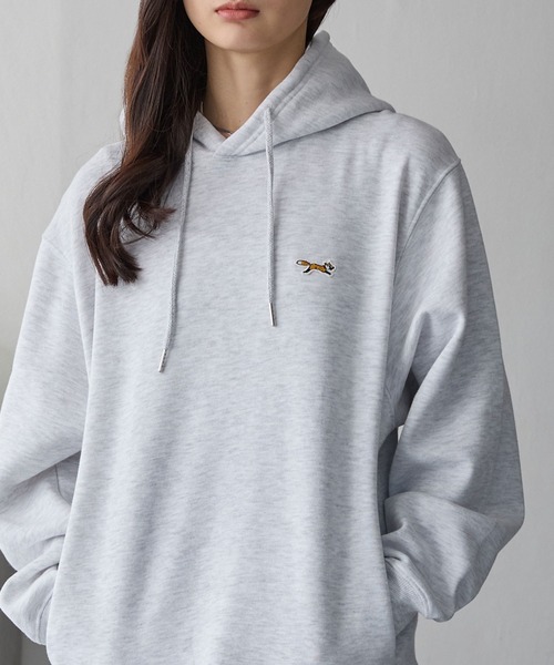 PENNEYS（ぺニーズ）の「PENNEYS/ペニーズ 別注 THE FOX ロゴ ワンポイント刺繍 オーバーサイズシームポケットプルオーバーパーカー（パーカー・レディース・ナチュラル/ライトグレー/ワイン/ブラウン系/ブラック/ネイビー・S/L/M）」の9枚目の写真