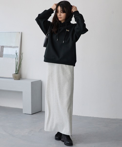 狐狸刺繡寬版連帽上衣