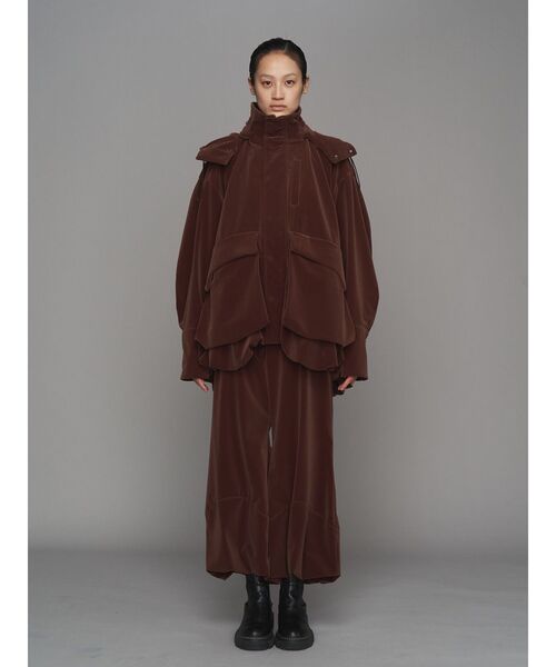 UN3D.（アンスリード）の「VELVET HEM GATHER HOOD CT / ベルベットヘムギャザーフードコート（その他アウター・レディース・キャメル/ブラック・FREE）」の5枚目の写真
