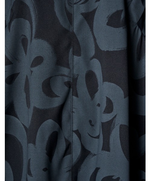 RUMCHE(ラムシェ)の「"Chain Flower" Print Dress / チェーンフラワープリントドレス(ワンピース・レディース・ホワイト/ブラック・FREE)」の11枚目の写真