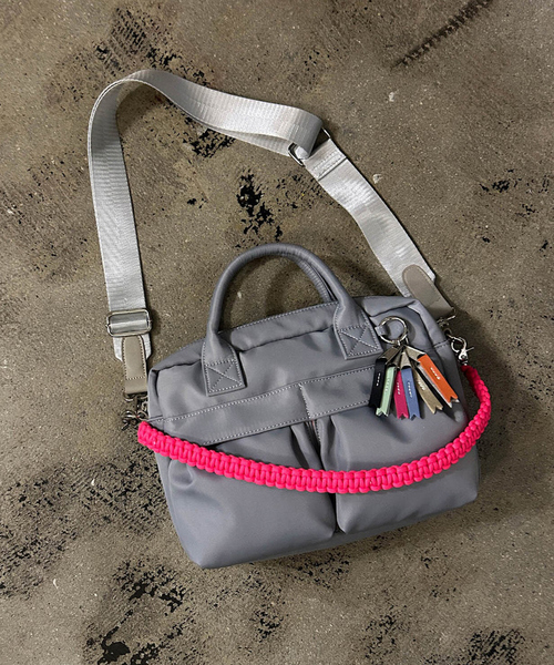 cheek(BAG)(チーク)の「【cheek / チーク】ダブルポケット3WAYボストンバッグ/C25008/ボストン/3WAYユニセックス【WEB限定】(ボストンバッグ・レディース・ブラック/カーキ/ベージュ/グレー・フリー)」の5枚目の写真